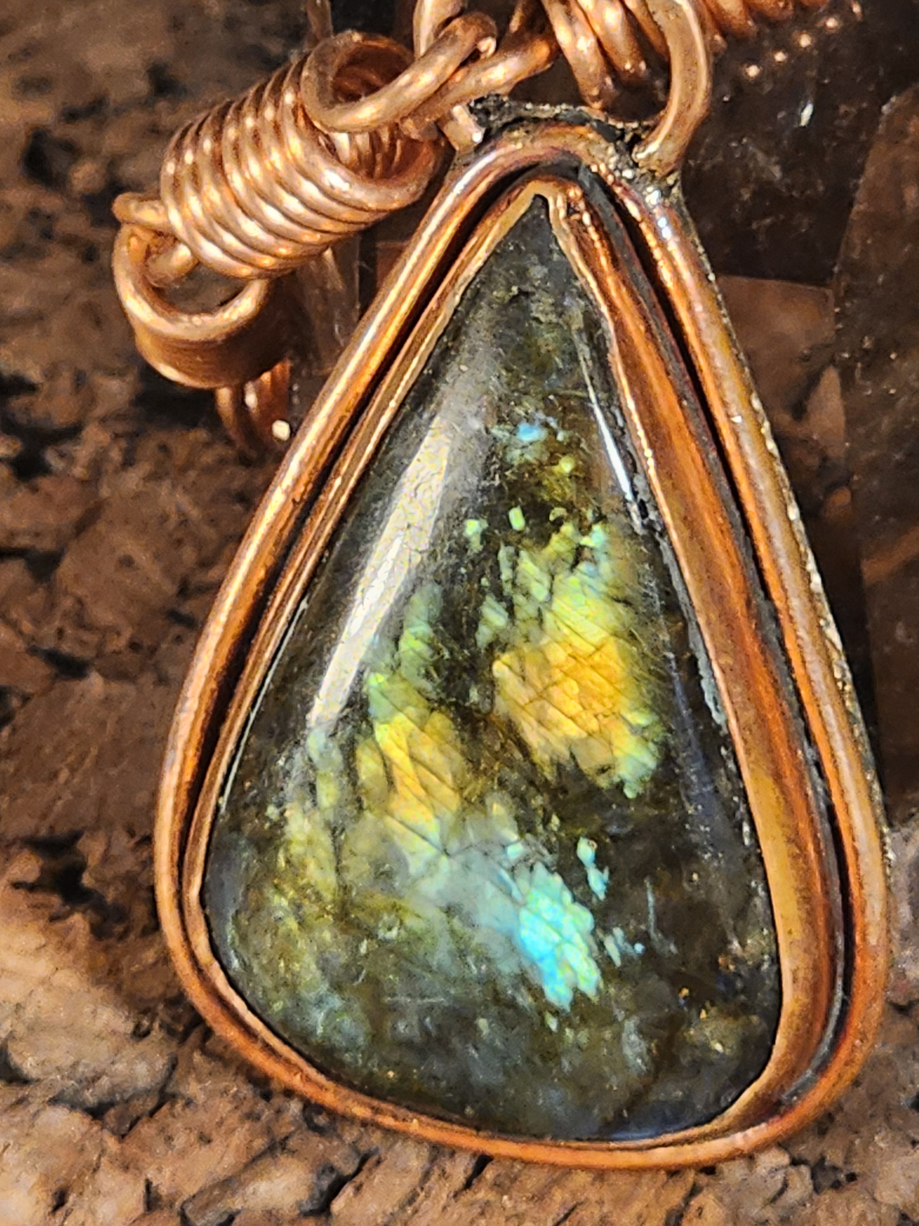 Labradorite Necklace in Copper